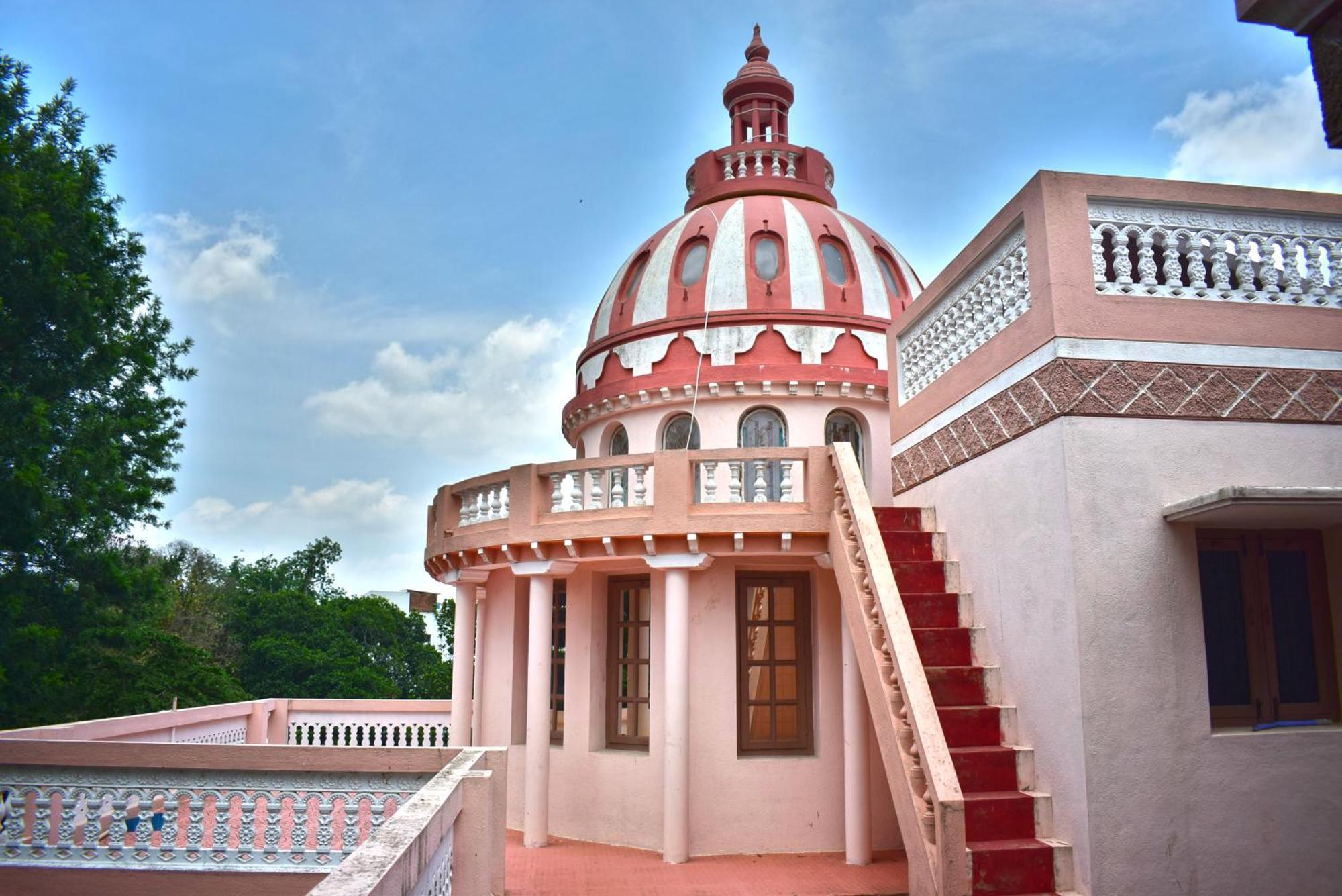 Jains Royal Palace Resorts Yelagiri Eksteriør bilde