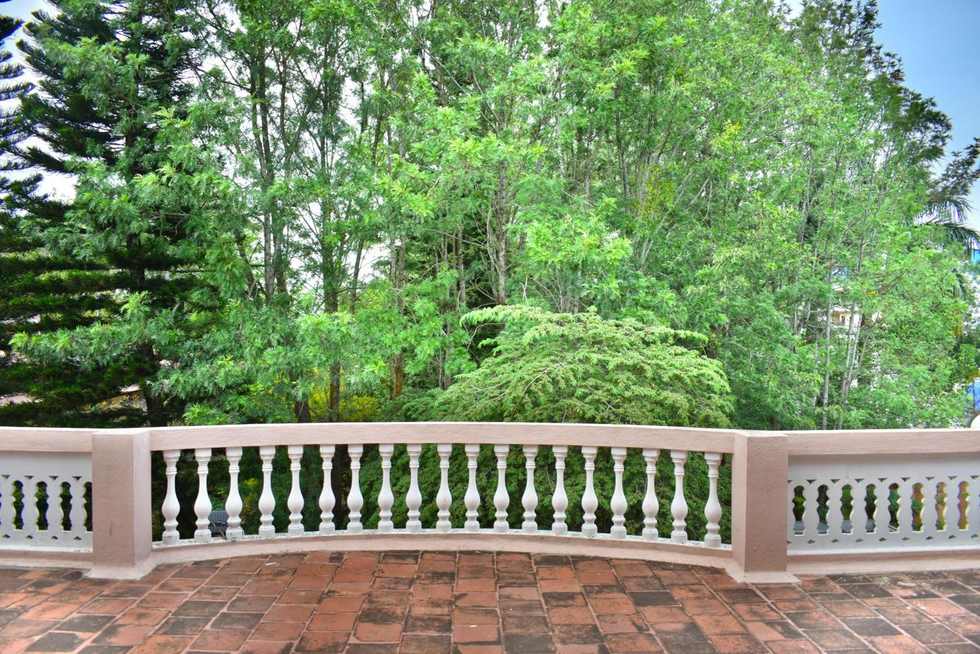 Jains Royal Palace Resorts Yelagiri Eksteriør bilde