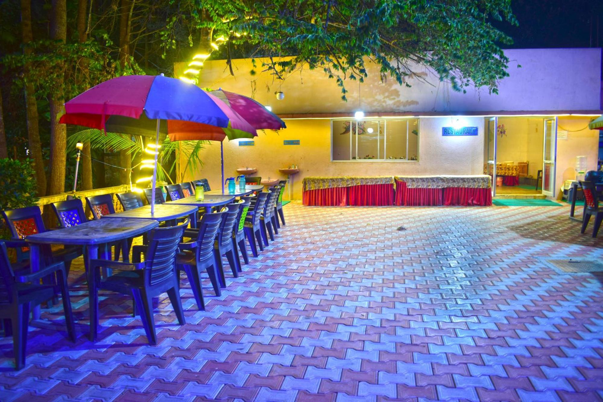 Jains Royal Palace Resorts Yelagiri Eksteriør bilde