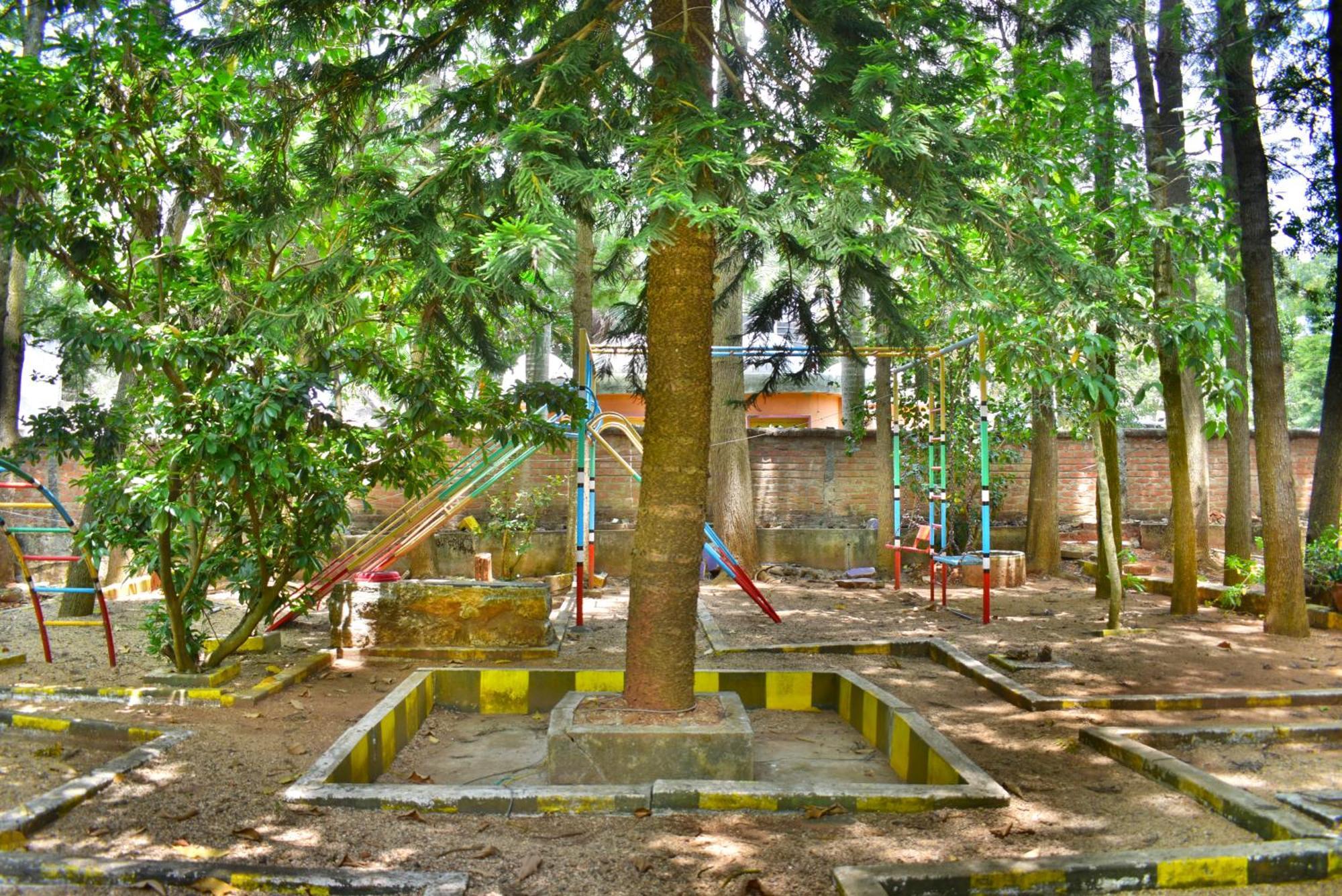 Jains Royal Palace Resorts Yelagiri Eksteriør bilde