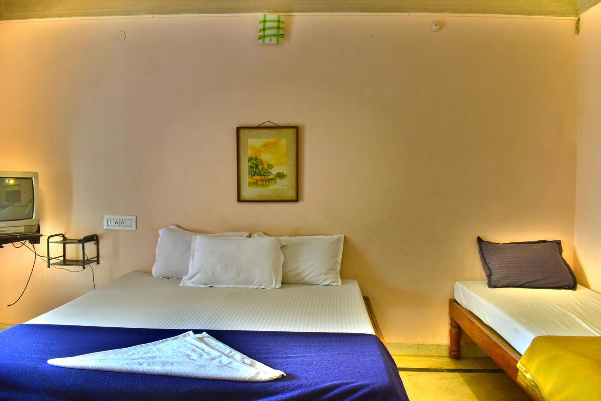 Jains Royal Palace Resorts Yelagiri Eksteriør bilde