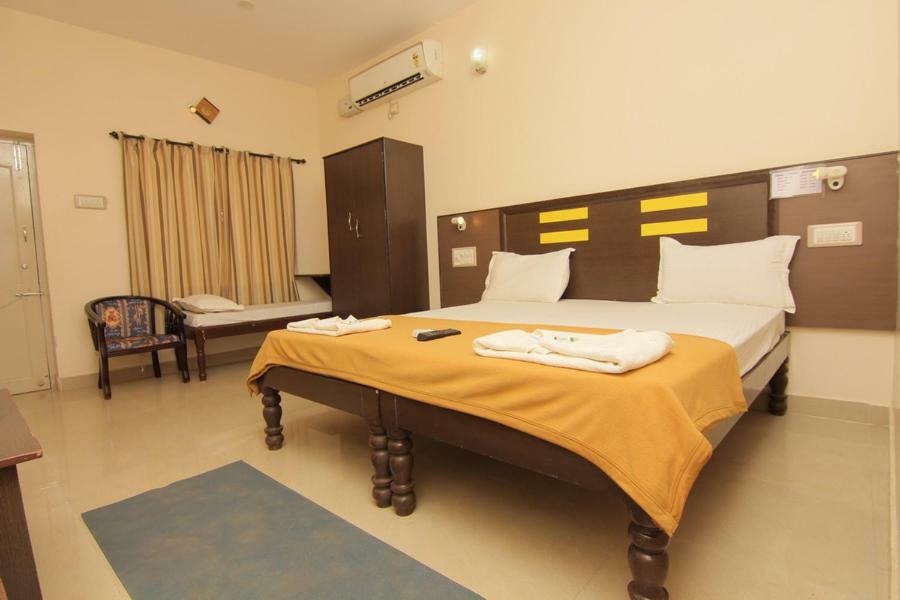Jains Royal Palace Resorts Yelagiri Eksteriør bilde